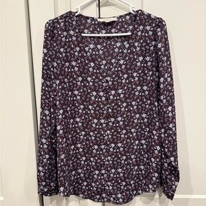 LOFT Women's Blouse - Purple and Blue Floral